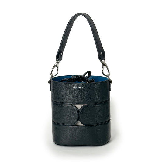 Leather Bucket Bag　with shoulder strap